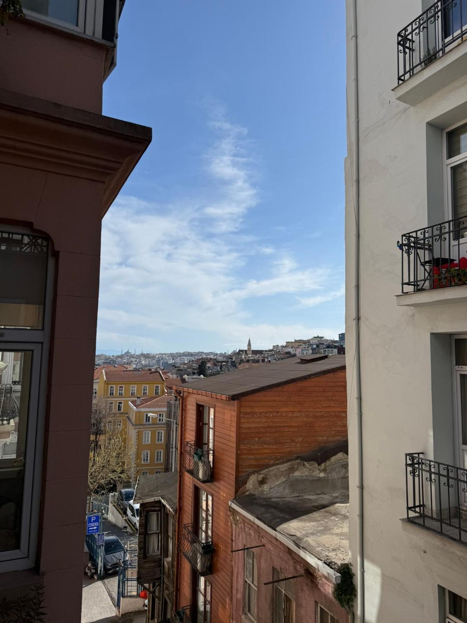 Gunes Hause Истанбул Екстериор снимка