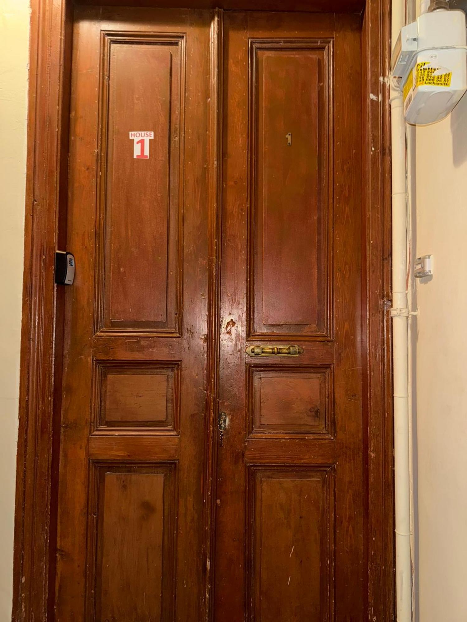 Gunes Hause Истанбул Екстериор снимка