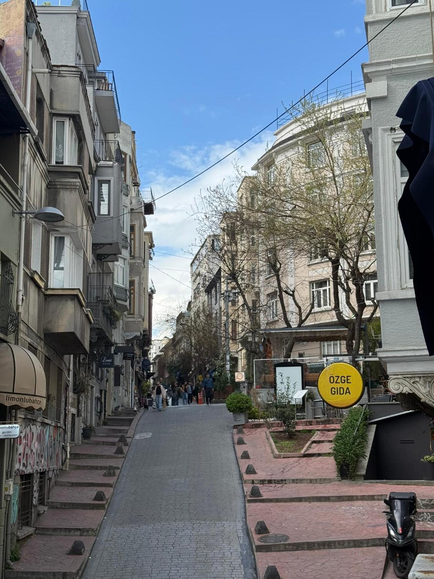Gunes Hause Истанбул Екстериор снимка