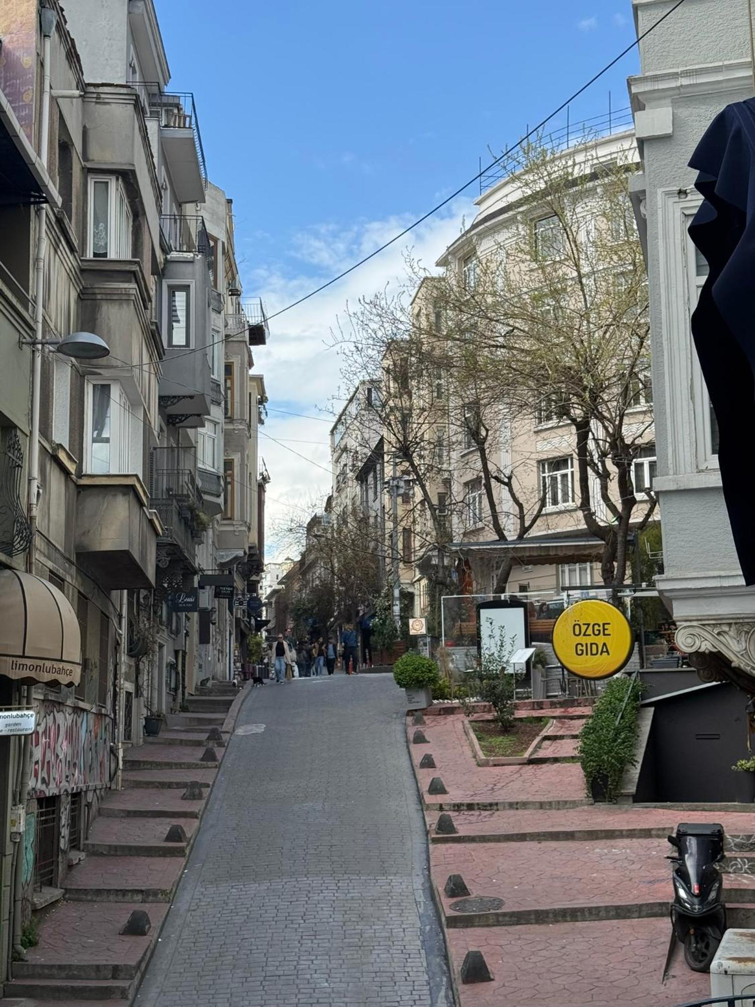 Gunes Hause Истанбул Екстериор снимка