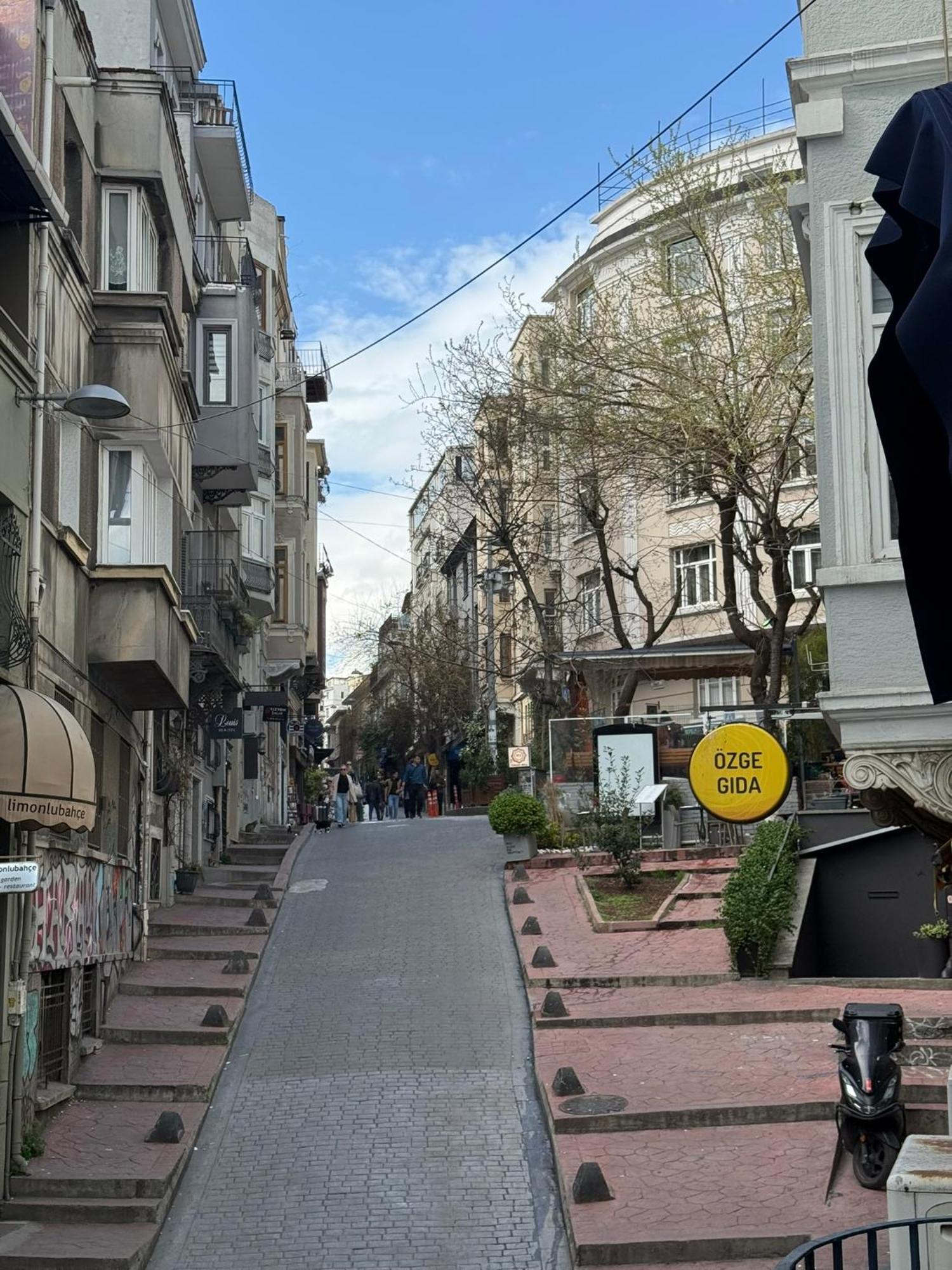 Gunes Hause Истанбул Екстериор снимка